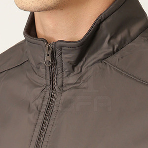 Marque distributeur Blouson aviateur confortable pour hommes pour l'hiver Tissu de haute qualité, respirant et au meilleur prix pour l'extérieur - Product Image 4