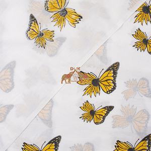 Tela de Algodón Estampada con Mariposas Multicolores de Primera Calidad, para Prendas, Cortinas y Fundas de Cojín - Product Image 3