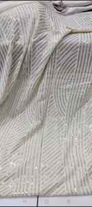 Tissu Georgette Viscose haut de gamme Tissu Georgette doux de qualité supérieure Idéal pour les robes Sarees de créateurs et les projets de mode - Product Image 2