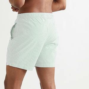 Design personnalisé Short de plage décontracté en polyester pour hommes à séchage rapide Short de bain de surf sensible à la température et aux couleurs changeantes - Product Image 5