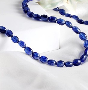 Collar de cuentas geométricas de múltiples hebras hecho a mano de diseñador, joyería de moda colorida, regalo Unisex - Product Image 2