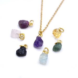 Collar con Colgante de Esmeralda de 6-8 mm, Piedra Preciosa en Bruto Perforada, Collar con Argolla Dorada para Mujer, Elegante Collar, Regalo para Novia - Product Image 5