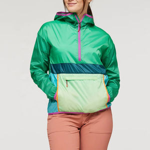 2023 nouvelle veste à capuche imperméable légère coupe-vent grande taille femme manteau de pluie extérieur pour l'hiver en vrac respirant - Product Image 1