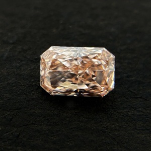 0.57 CT Radiant Cut Pink Lab Grown Diamond F Color VS Clarity IGI & GIA Certifié pour la fabrication de bijoux et les bagues de fiançailles - Product Image 1