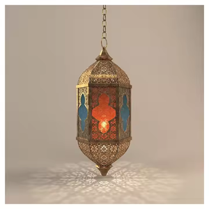 Atractivas linternas hechas a mano con un elegante diseño de metal 2025 lujosas linternas de metal marroquí para velas y decoración del hogar. - Product Image 5