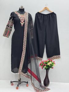 Ensemble haut, pantalon et dupatta de créateur haut de gamme, motif floral vintage, confortable, avec taille naturelle, en mélange de soie et de coton, pour le quotidien et la mode de bureau - Product Image 6