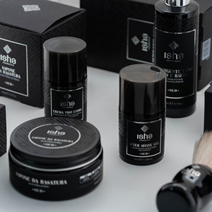 Crème pour le visage pour hommes de haute qualité fabriquée en Italie huile d'argan naturelle et acide hyaluronique pour barbe et visage Oud parfum infusé - Product Image 3