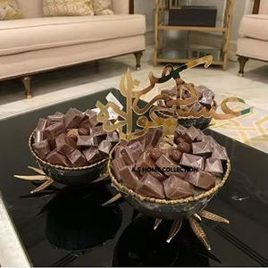 Tazón dulce de diseñador decorativo para bodas con soporte Artículos al por mayor de metal con acabado dorado Perfecto para regalar - Product Image 5