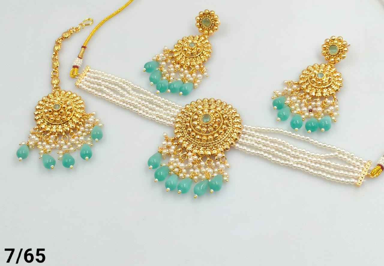 สีเขียว