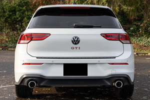 Voiture GTI S AWD Coupé Turbo 2023, cuir, jantes R18, faible kilométrage, boîte automatique, essence, état neuf, autonomie 601-700 km, batterie 90-110 kWh - Product Image 2