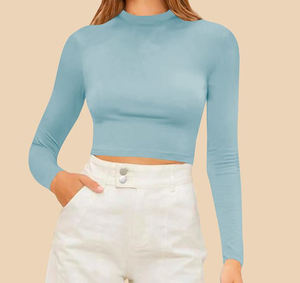 Nouveauté Haut court personnalisé pour femmes avec impression de logo élégant Vêtements courts en tricot Design OEM Prix de gros - Product Image 1