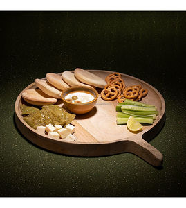 Planche à découper en bois faite à la main de qualité supérieure avec surface élégante et durable adaptée aux couteaux pour la cuisine et la préparation des aliments - Product Image 3
