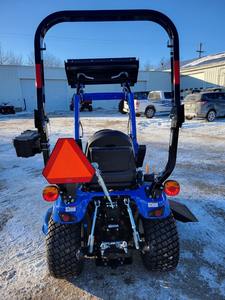 Tractor Agrícola WORK MASTER 25S 2024, Tractor de Ruedas 4x4, Motor de 100 HP, Bomba de 10 HP, Componentes de Caja de Cambios y Rodamientos, Garantía de 2 Años, Alta Calidad - Product Image 4