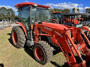 Tracteur à roues d'occasion Kubota MX5400 HST 4WD Chargeur frontal Noyau de travail agricole en plein air avec pompe Boîte de vitesses Roulement moteur - Product Image 5