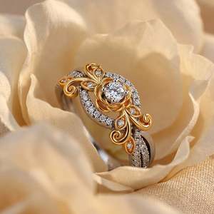 แหวนดอกกุหลาบแบบทวิสต์ทูโทนจาก Jeulia ทำจากเงินสเตอร์ลิง - Product Image 4