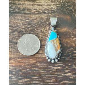 Pendentif goutte d'eau Elouise Kee Mohave en turquoise et argent sterling pour les occasions de cadeaux - Product Image 3