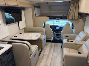 NOUVEAU 2026 T-H-O-R RV M-O-T-O-R C-O-A-C-H QUANTUM KW29 caravane de voyage RV - Product Image 2