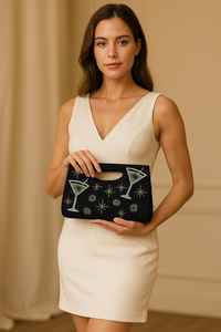 หูหิ้วกระเป๋าถือทำจากลูกปัดแก้วหลากสี งานฝีมืออินเดียแบบสบายๆ กระเป๋าทรงบาแกตต์ ทำมือ ปรับแต่งสีได้ MS Handicraft - Product Image 4