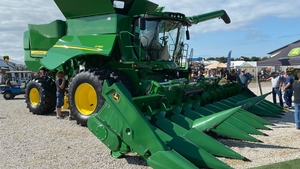 Récolteuses à grains de haute qualité de la série John Deere 9640i WTS utilisées équitablement pour le riz, le maïs, le blé et la pomme de terre. - Product Image 6