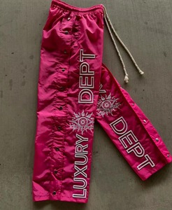 Pantalones de chándal OEM personalizados para mujer con botón a presión, cordón lateral, cintura, pierna ancha, pantalón acampanado de nailon - Product Image 5