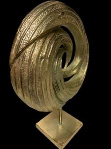 ประติมากรรมเกลียวอลูมิเนียมหรูหราสีทองแบบนามธรรมของตกแต่งบ้านที่ทันสมัยเครื่องประดับโลหะโต๊ะประติมากรรมขัดเงาที่ทันสมัย - Product Image 3