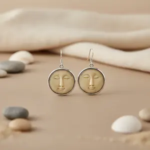 Pendientes de Plata de Ley 925 con Diseño de Cara de Luna para Mujer, Joyería de Moda Celestial - Product Image 2