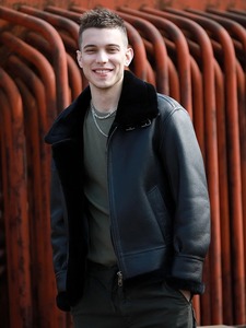 En stock Veste de camionneur classique pour homme gris anthracite moutarde col de chemise en peau de mouton véritable décontracté cuir léger et lisse - Product Image 4