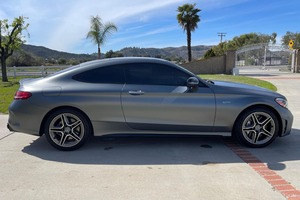 รถยนต์เมอร์เซเดส-เอเอ็มจี ซี43 คูเป้ ปี 2022 ระดับพรีเมียม เครื่องยนต์เทอร์โบวี6 385 แรงม้า ขับเคลื่อนสี่ล้อ - Product Image 2