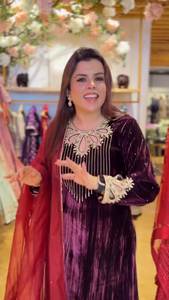 Conjunto de Sari + Blusa de Estilo Pakistaní, Informal, de Alta Calidad Extrema, con Patrón Único de Puntadas, Terciopelo de Seda Viscosa Pura y Pesada - Product Image 2