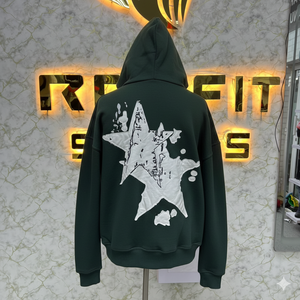 Sweat à capuche noir premium avec imprimé style strass, tissu doux, look streetwear, couture durable, idéal pour un usage décontracté - Product Image 2