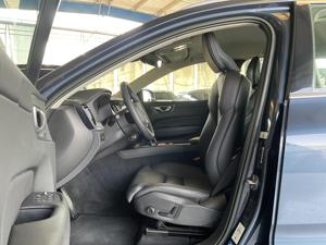 Livraison mondiale pour 2023 pour XC60 B5 SUV Diesel Turbo Automatique 5 places en excellent état - Product Image 3