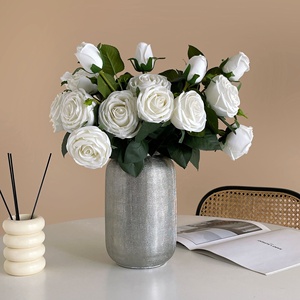 Nuovi Arrivi: Rose Artificiali Realistiche da 69 cm, 3 Fiori Rotondi, Decorazione per Matrimoni, <span class=keywords><strong>Rosa</strong></span> Bianca Finta - Product Image 3