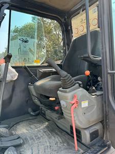 Mini-excavatrice Volvo EC55D d'occasion, 5T, avec godet de terrassement, moteur et pompe d'origine, modèle coréen 2021 - Product Image 4