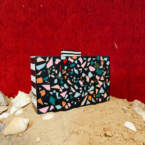 Sac à main en résine multicolore fait à la main pour femmes, sac de soirée géométrique de luxe avec finition rigide, cadeau pour elle - Product Image 2