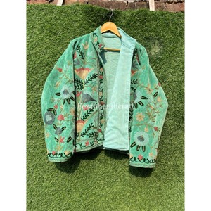 Venta al por mayor de punto acolchado Chaqueta corta de algodón uzbeko bordado Floral Suzani pato tela inspirada primavera Otoño Invierno - Product Image 5