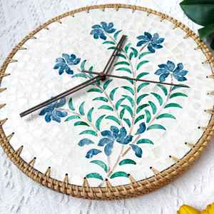 Reloj de pared de madera de ratán Natural decorativo colgante hecho en Vietnam con nácar Relojes de montaje en pared más vendidos - Product Image 4