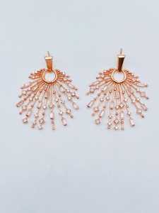 ต่างหูทรงบาแกตต์สีเงินสเตอร์ลิงทำด้วยมือดีไซน์หรูหราเครื่องประดับคริสตัลหรูหราต่างหูแฟชั่น - Product Image 5