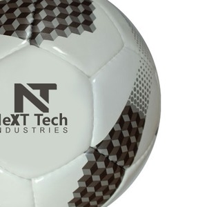 Balón de entrenamiento de fútbol de Next Tech Industries, material de PU para fines de entrenamiento con diseño personalizado y logotipo personalizado - Product Image 3