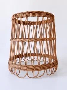 โคมไฟหวายสานด้วยมือสำหรับตกแต่งบ้านหลากหลายสีจากผู้ผลิตในเวียดนาม - Product Image 4