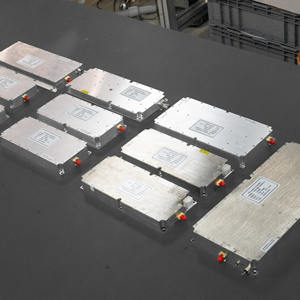 도매 100W 50dBm 무선 신호 RF 차폐 증폭기 재머 모듈 1.6M-400Mhz 공장용 UAV 안티 드론 재밍 차단기 - Product Image 2