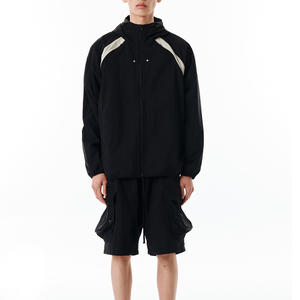 Conjunto de pantalones cortos de dos piezas para hombre, chándal, nueva moda, cortavientos, chaqueta con capucha y cremallera, conjuntos cortos cortavientos para hombre - Product Image 1