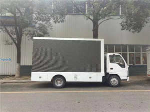 Camion d'affichage LED extérieur ISUZU 4*2 avec écran LED 3840*1728mm à vendre au Japon - Product Image 2