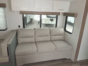 Nouvelle caravane Heartland E-d-d-i-e B-a-u-e-r 34BHS 2026 - Product Image 4