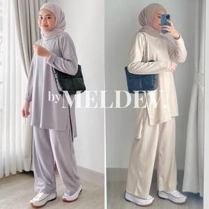 ชุดเสื้อกันหนาวผู้หญิง Bymeldev Slit Knit Busui Nonbusui - Product Image 1