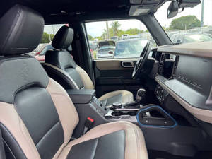 ฟอร์ด บรองโก ไวลด์แทรค ปี 2024 สภาพดี ใช้งานน้อย - Product Image 3