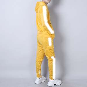 Survêtement de sport pour hommes OEM personnalisé votre propre conception Survêtement de course pour hommes avec grandes poches cargo - Product Image 3