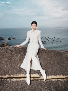 Women'S Jackets Good Quality Judy Embellished Cropped Jacket Hand-Beaded Clothing <b>Wrapping</b> <b>Paper</b> Whiteant Original Manufacturer - Product Image 2