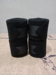 ผ้าพันขาสำหรับม้า BRAND ZONE Equestrian 320 GSM ผ้าฟลีซอย่างดี ช่วยรักษาความอบอุ่น ป้องกันการบาดเจ็บ สำหรับขาของม้า ผลิตภัณฑ์ดูแลม้า - Product Image 5