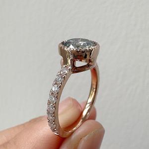 10K สีเหลืองทอง2.20 CTW สีเทาเพชรโมอิสซาไนต์สำหรับงานหมั้นและแหวนแต่งงานชุดฝาแหวนเพชรโมอิสซาไนต์สีเทา - Product Image 2