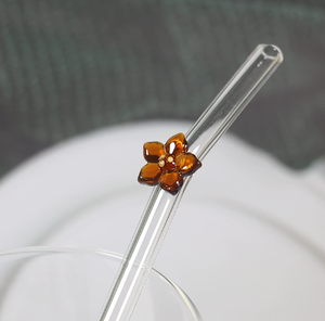 Pailles en verre borosilicate courbé, réutilisables et fabriquées à la main, 100 % sûres pour les aliments et résistantes à la chaleur, pour des articles de bar écologiques de luxe dans les lieux haut de gamme - Product Image 5